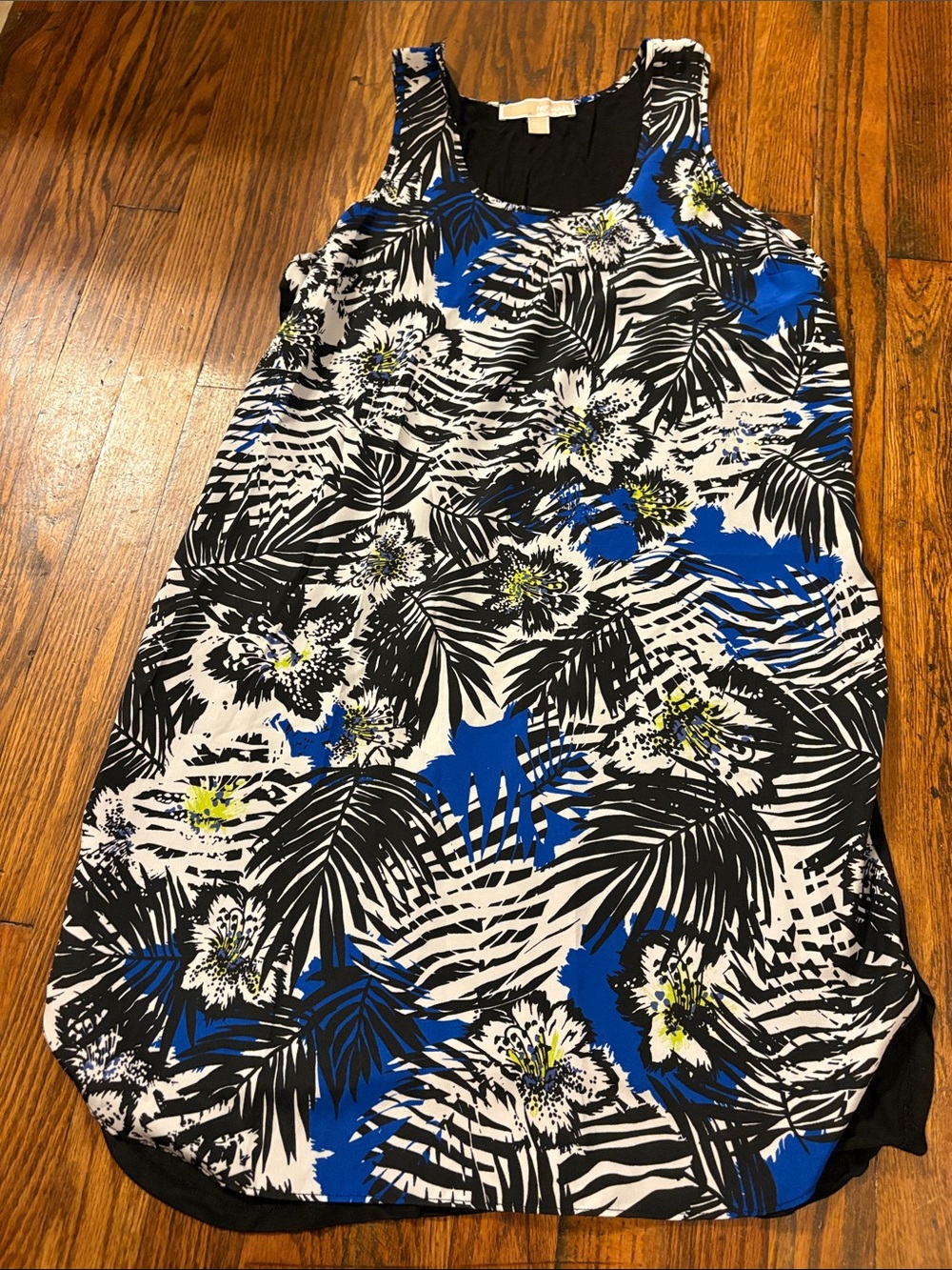 🎉Like New! Michael Kors Black White Blue Tropical Print Midi Dress